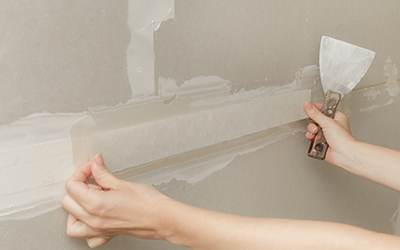 Taping Drywall: How to Avoid Common Deficiencies Like Bubbles and Uneven Joints